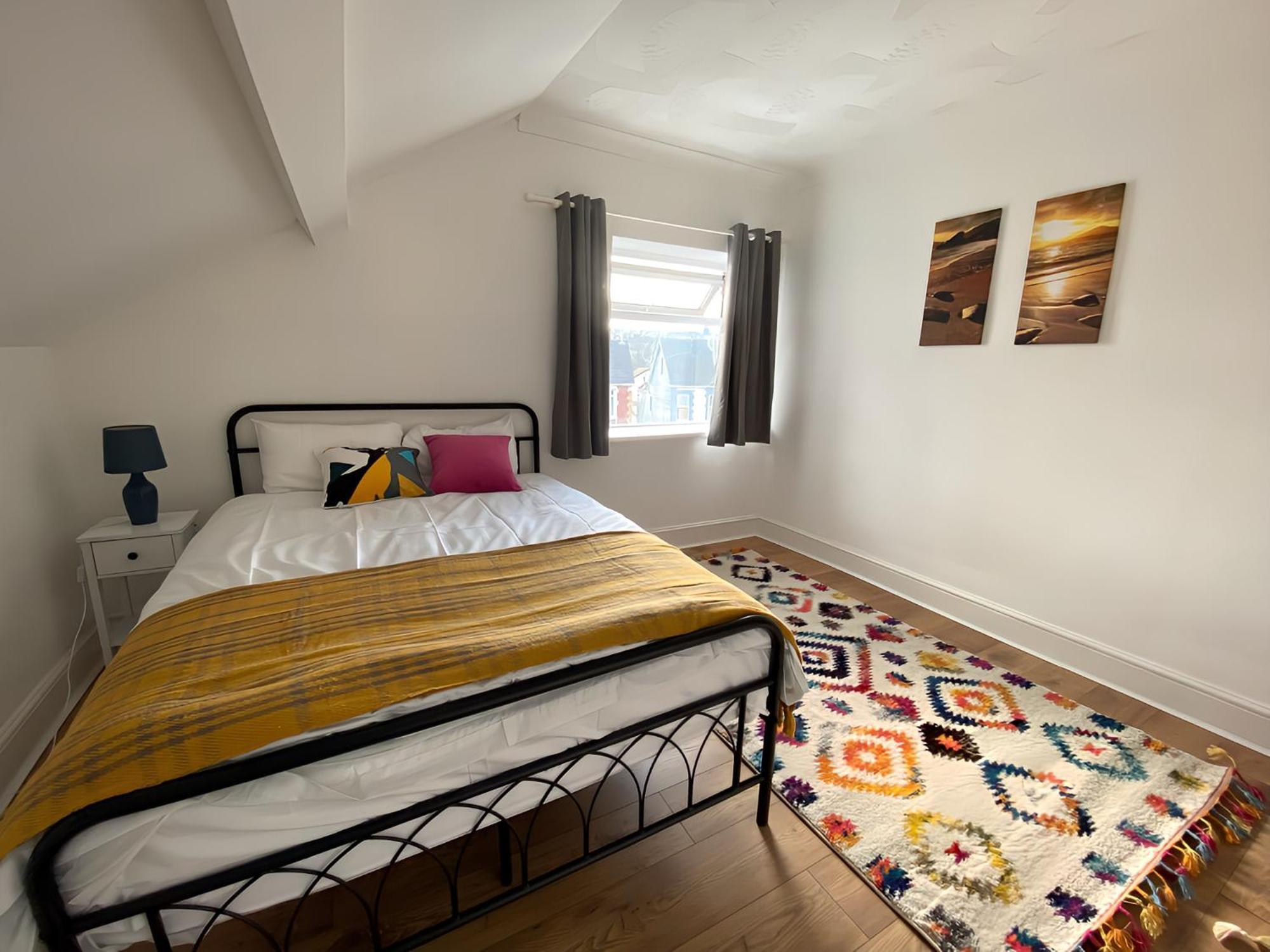 4-Bedroom Home - Perfect For Those Working In Bridgend - By Tailored Accommodation Exterior foto